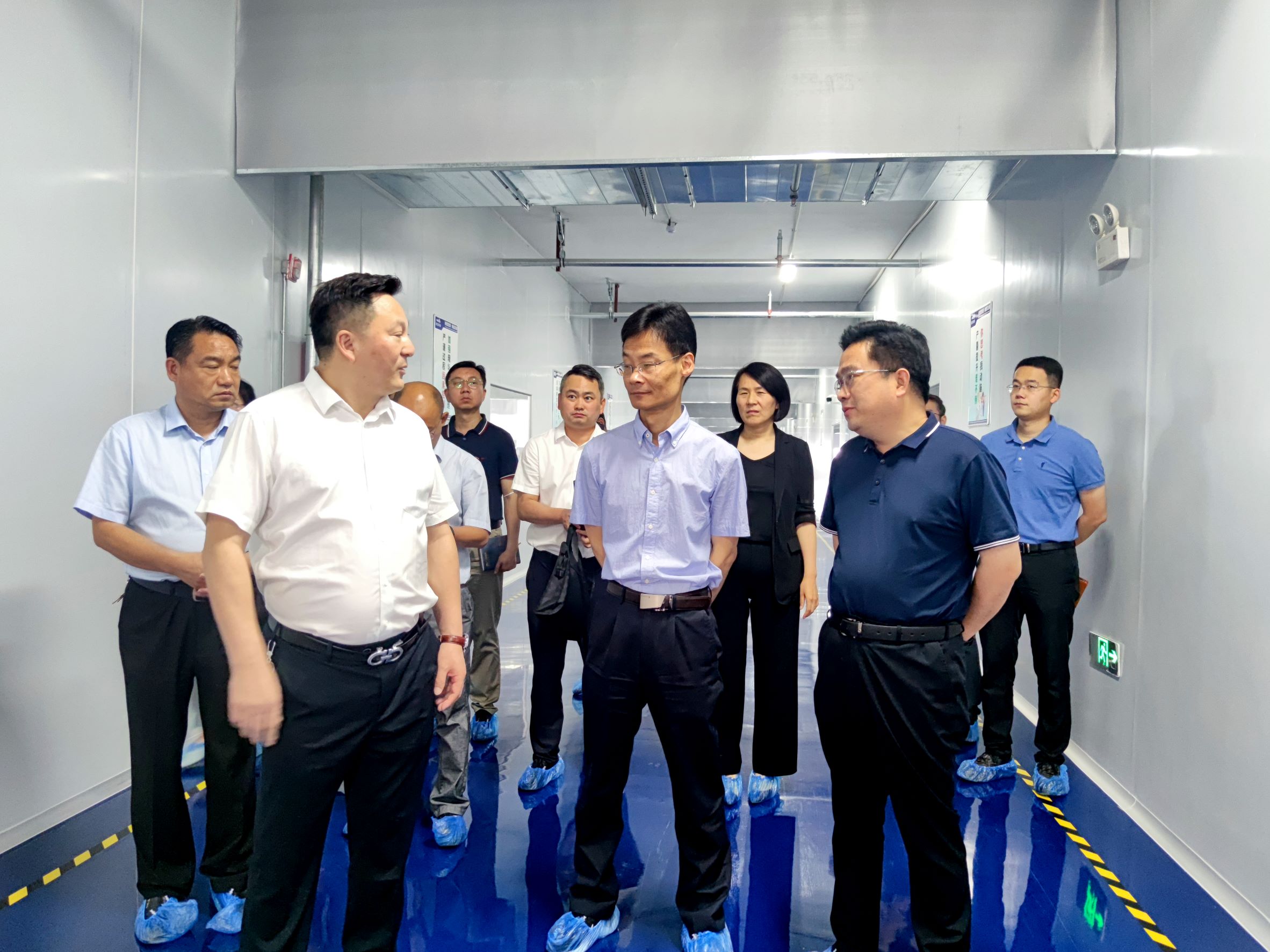 高新区管委会莅临银娱优越会·geg调研指导 (4)